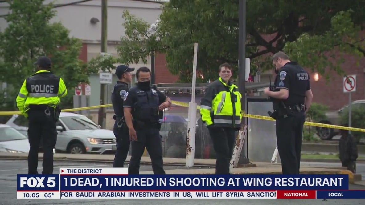 1 killed, 1 injured in shooting at Southeast DC restaurant